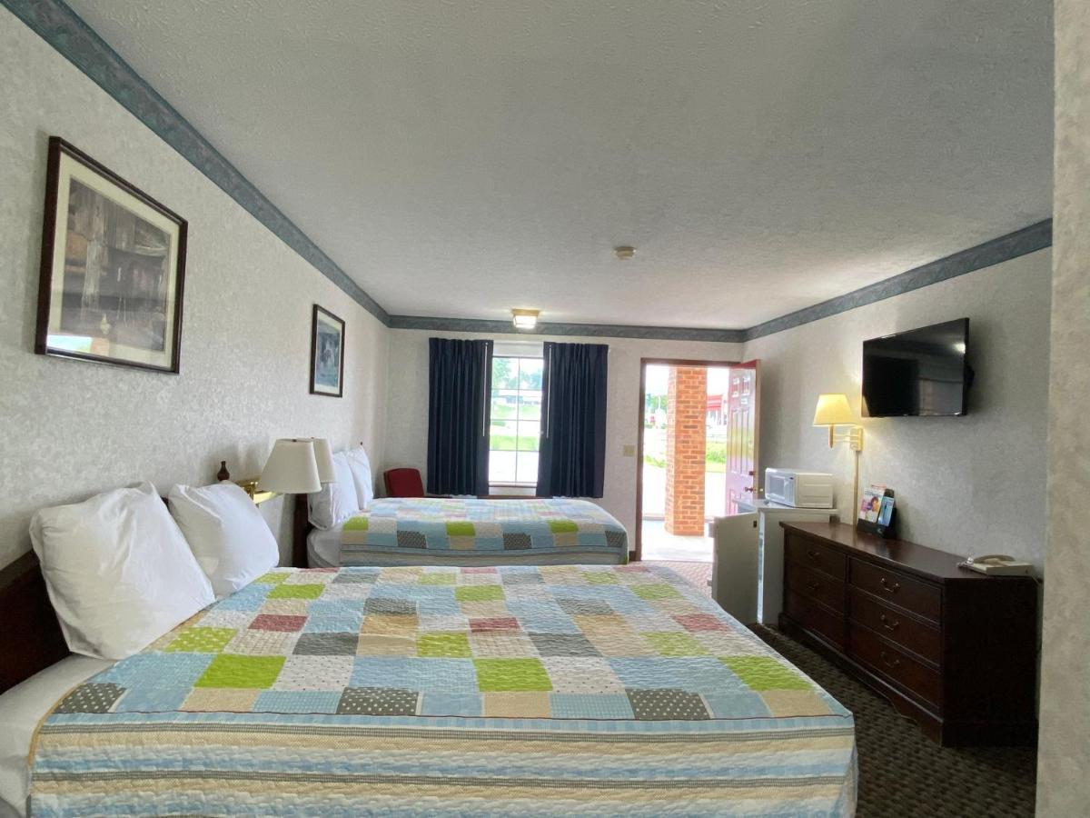 Americas Inn Bardstown Exteriér fotografie