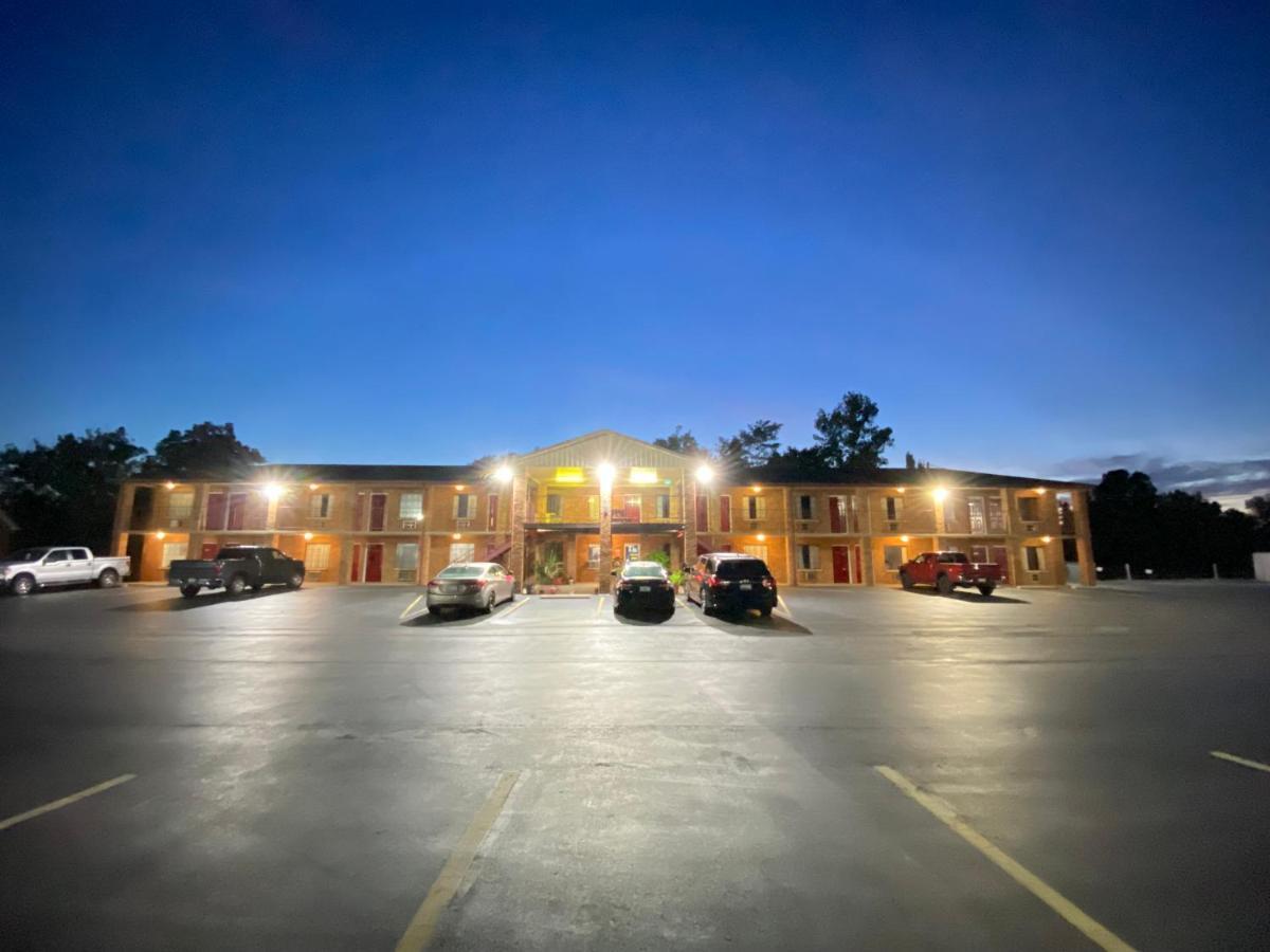 Americas Inn Bardstown Exteriér fotografie