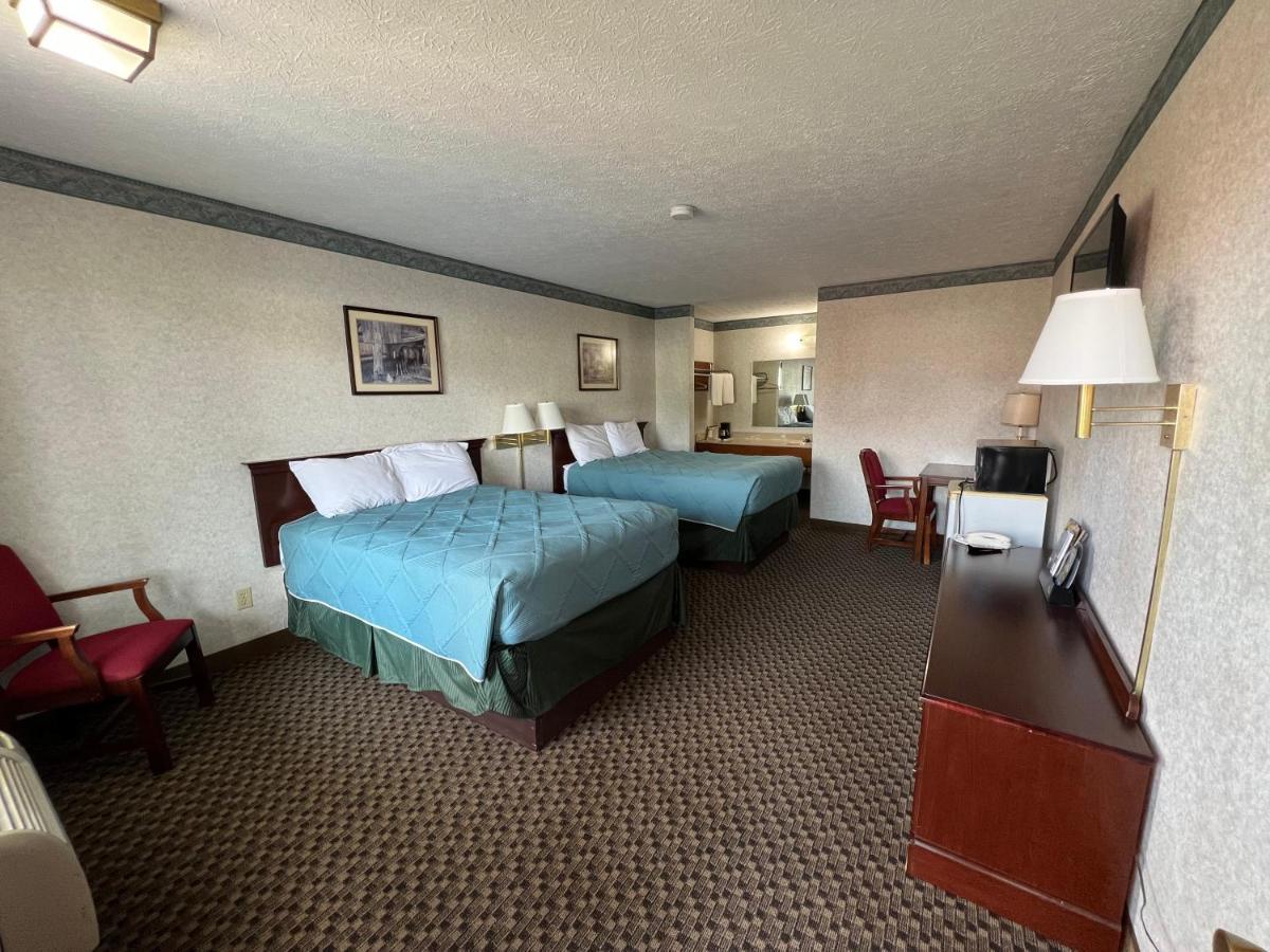 Americas Inn Bardstown Exteriér fotografie