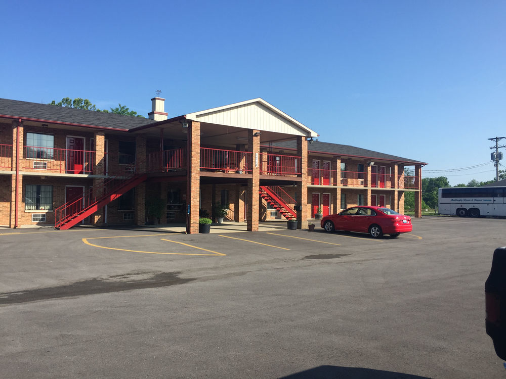 Americas Inn Bardstown Exteriér fotografie