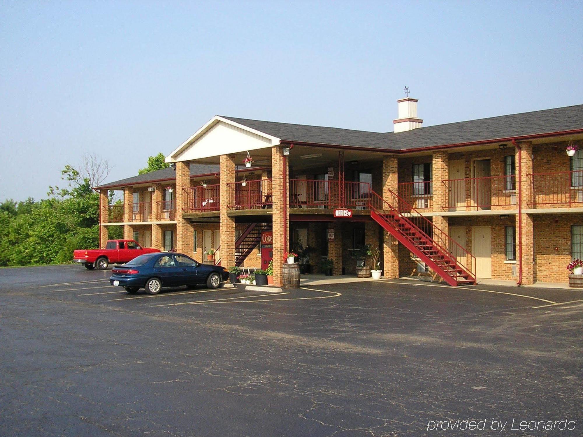 Americas Inn Bardstown Exteriér fotografie